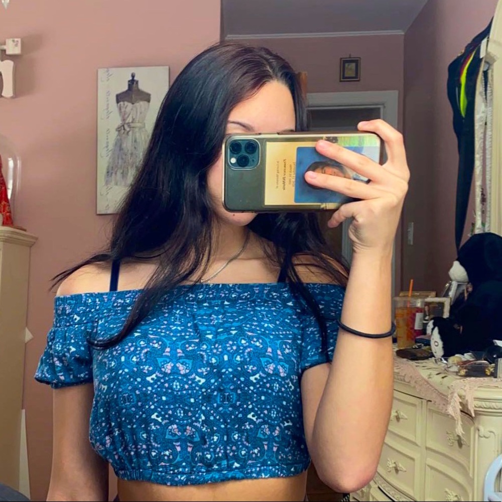 Abercrombie and Fitch crop top size small